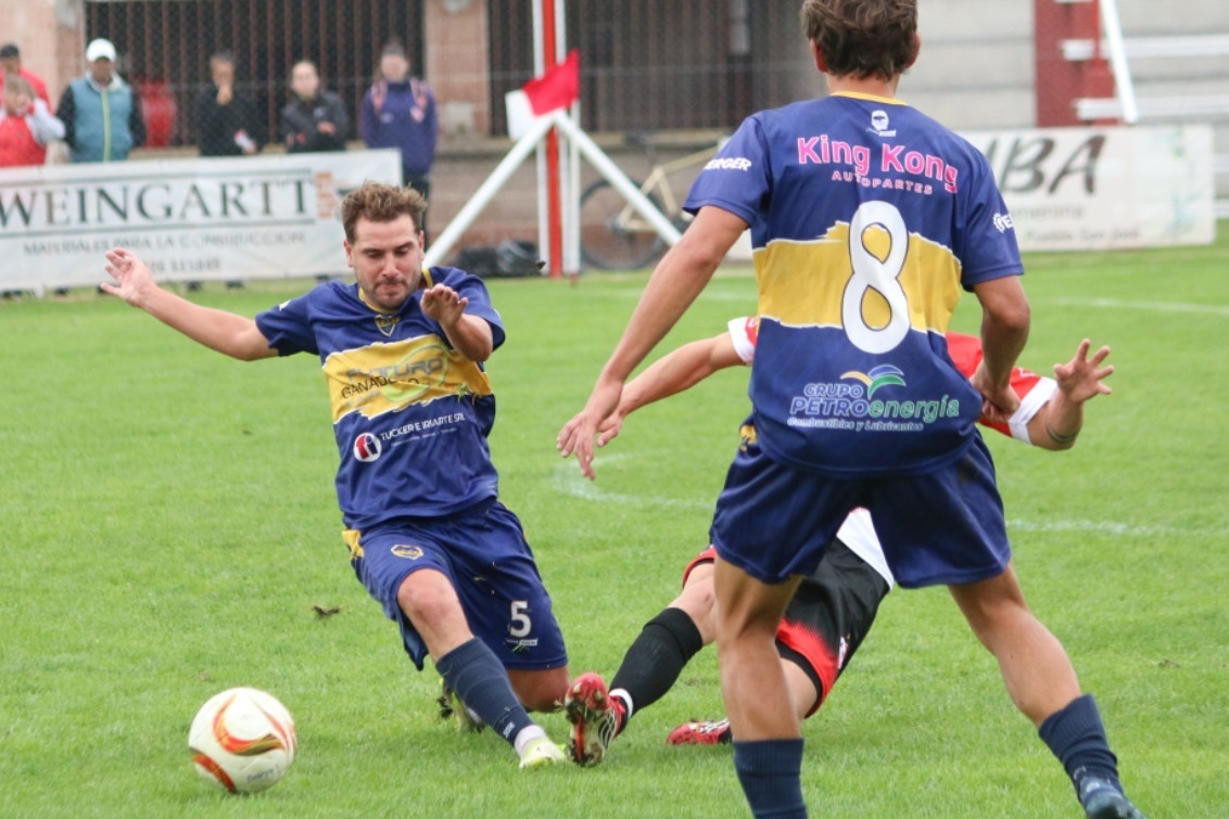 Un año de suspensión para un jugador de Atlético Huanguelén