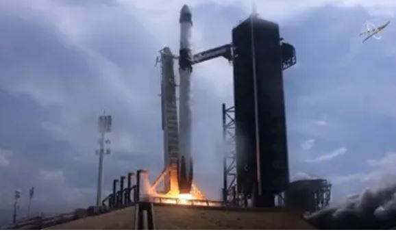 Histórico lanzamiento conjunto de la Nasa y SpaceX de una misión tripulada