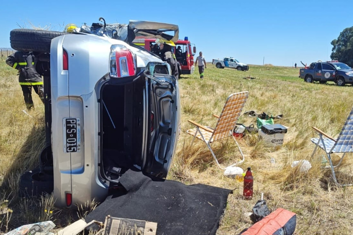 Despiste y vuelco en la Ruta 76