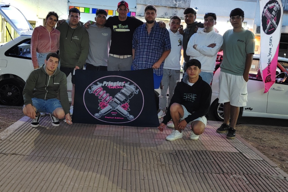  “Pringles Low Cars” organiza su primer gran encuentro en el Prado Español