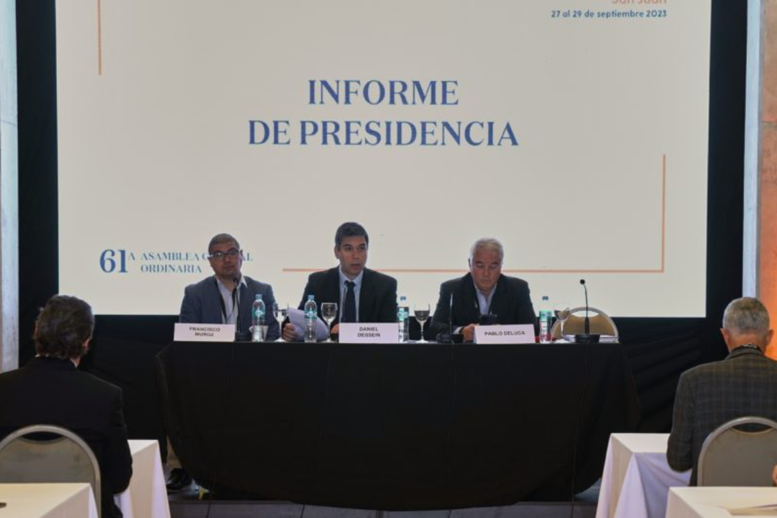 “La sociedad y el sistema democrático requieren de medios periodísticos vigorosos