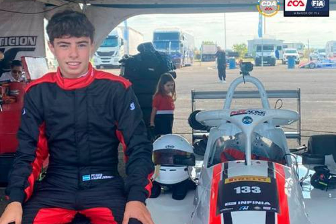 Fórmula Nacional: Pedro Mariezcurrena logró la tercera posición en el Campeonato de Equipos