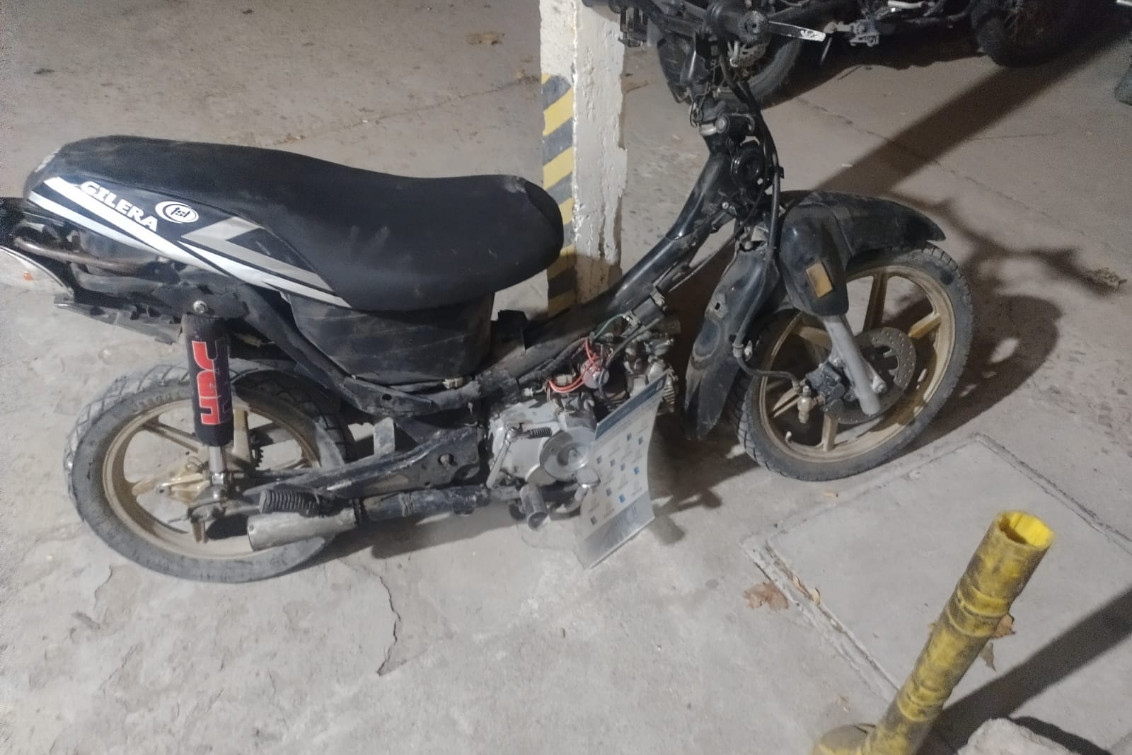  Tras una persecución,  dos vecinos recuperaron la motocicleta que les habían hurtado