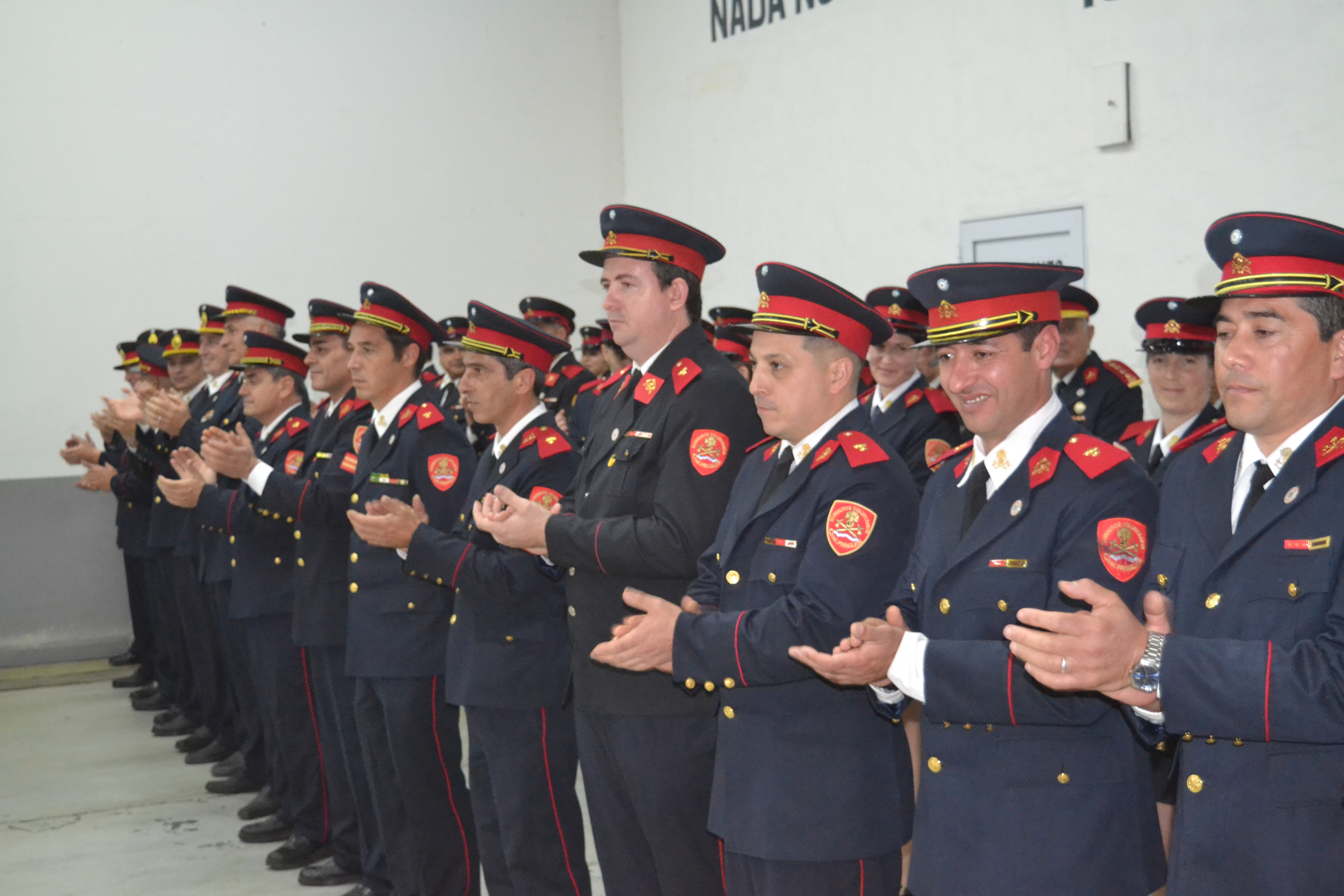 Emotivo acto en el cuartel local para homenajear a los Bomberos