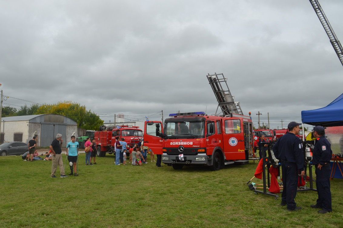  “Cuartel Abierto” de Bomberos se vivió con gran éxito en la tarde del domingo