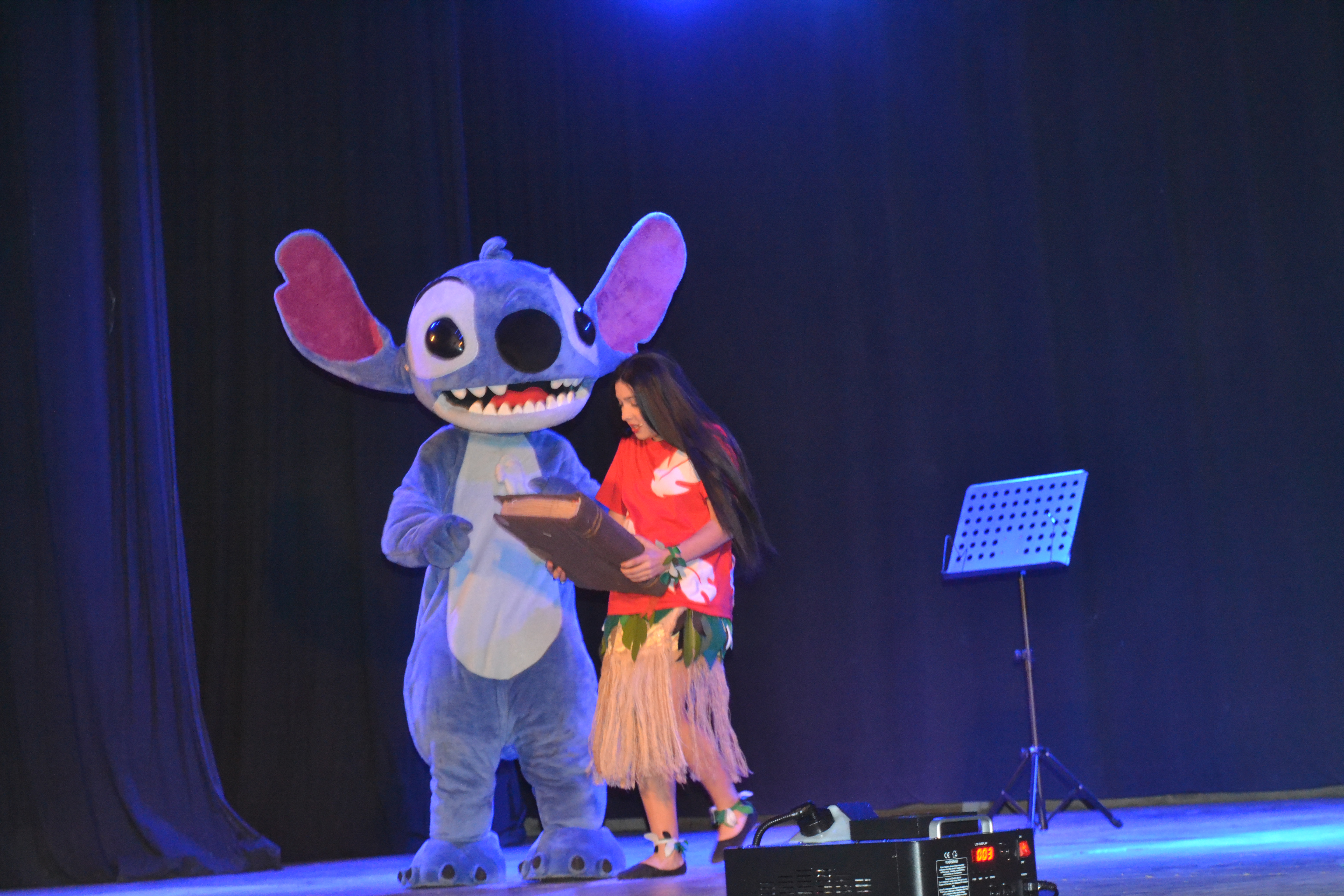   Con una sala colmada, “Fantasy Show” conquistó al público en el Teatro Español de Coronel Pringles