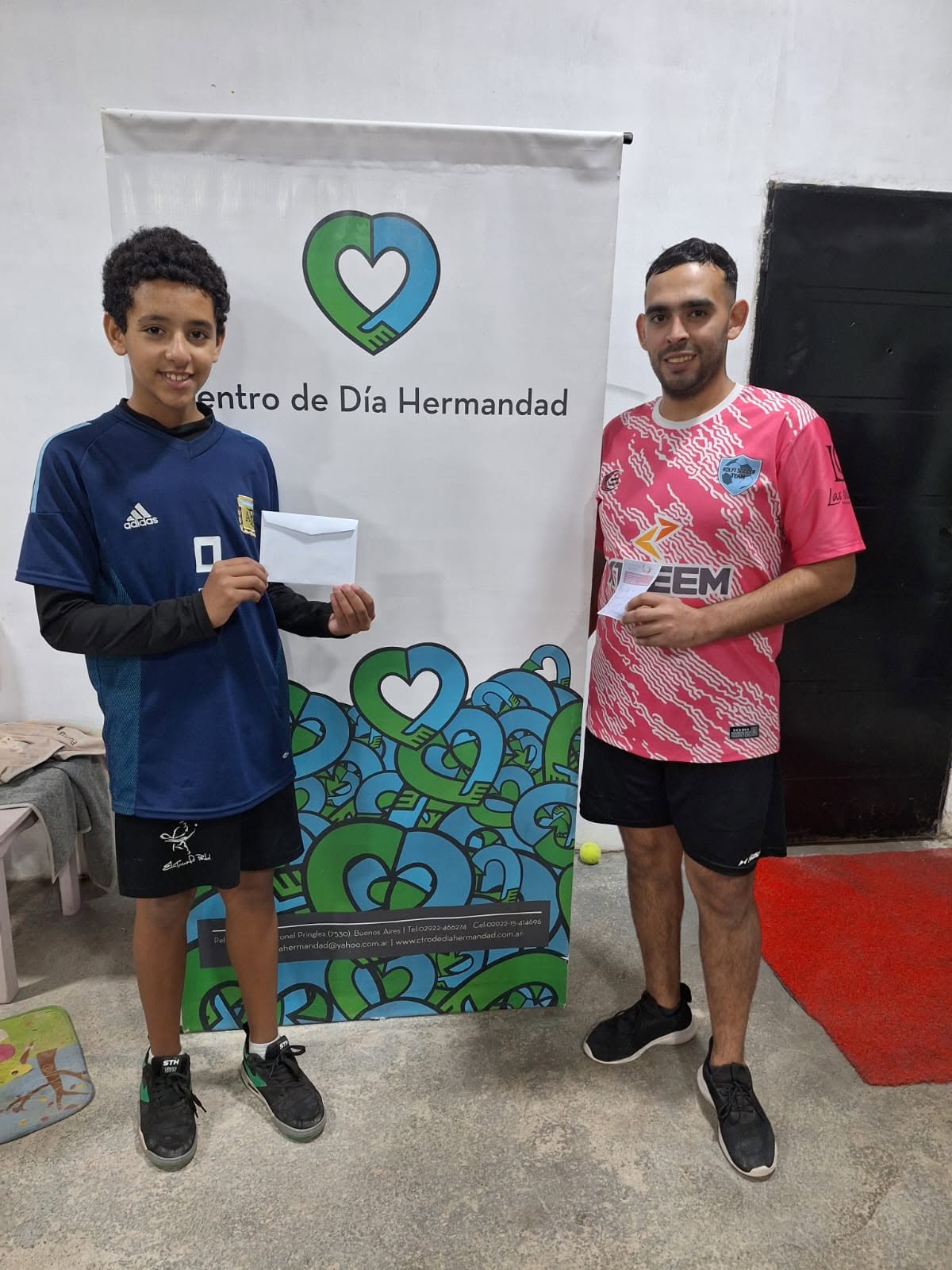 Exitoso torneo solidario de pádel recaudó casi un millón de pesos para el Centro de Día y Hermandad