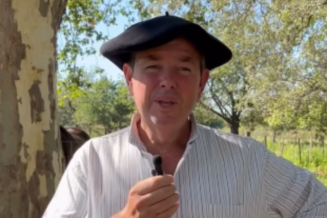 “La Revoltosa” lleva el nombre de Coronel Pringles al Festival Nacional de Jineteada de Diamante