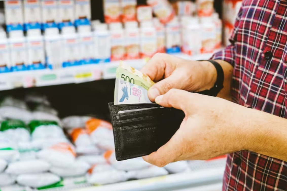  La inflación de marzo fue de 3,7% y acumuló 55,9% en los últimos doce meses