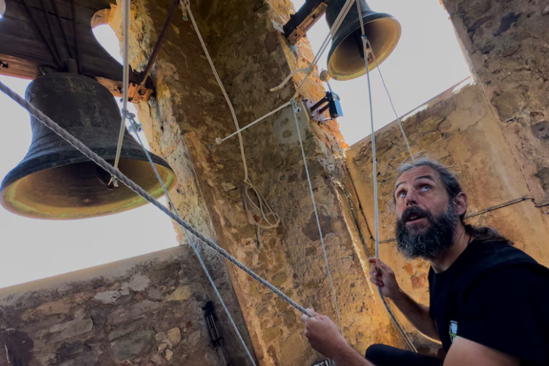 Las campanas de la basílica de San Pedro anunciaron la muerte de Francisco