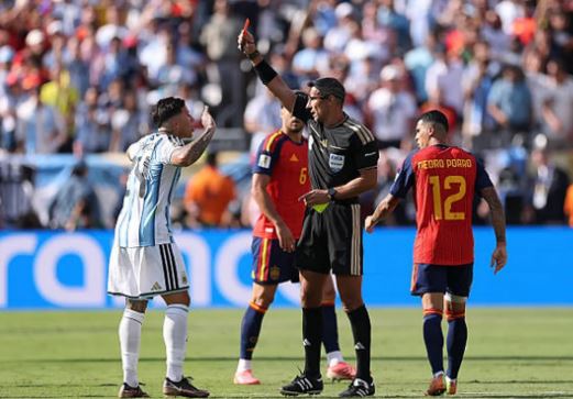 Slavko Vinčić se retiró tras dirigir la final del Mundial entre Argentina y España