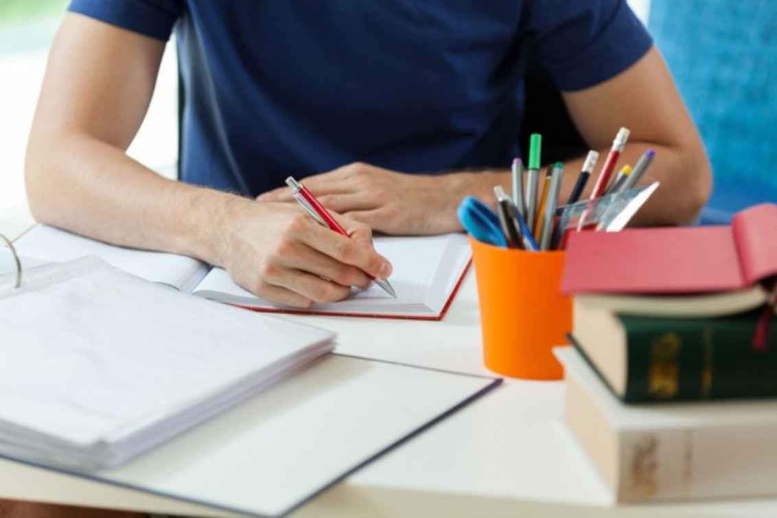  BECAS DE APOYO 2025 PARA ESTUDIANTES TERCIARIOS Y UNIVERSITARIOS