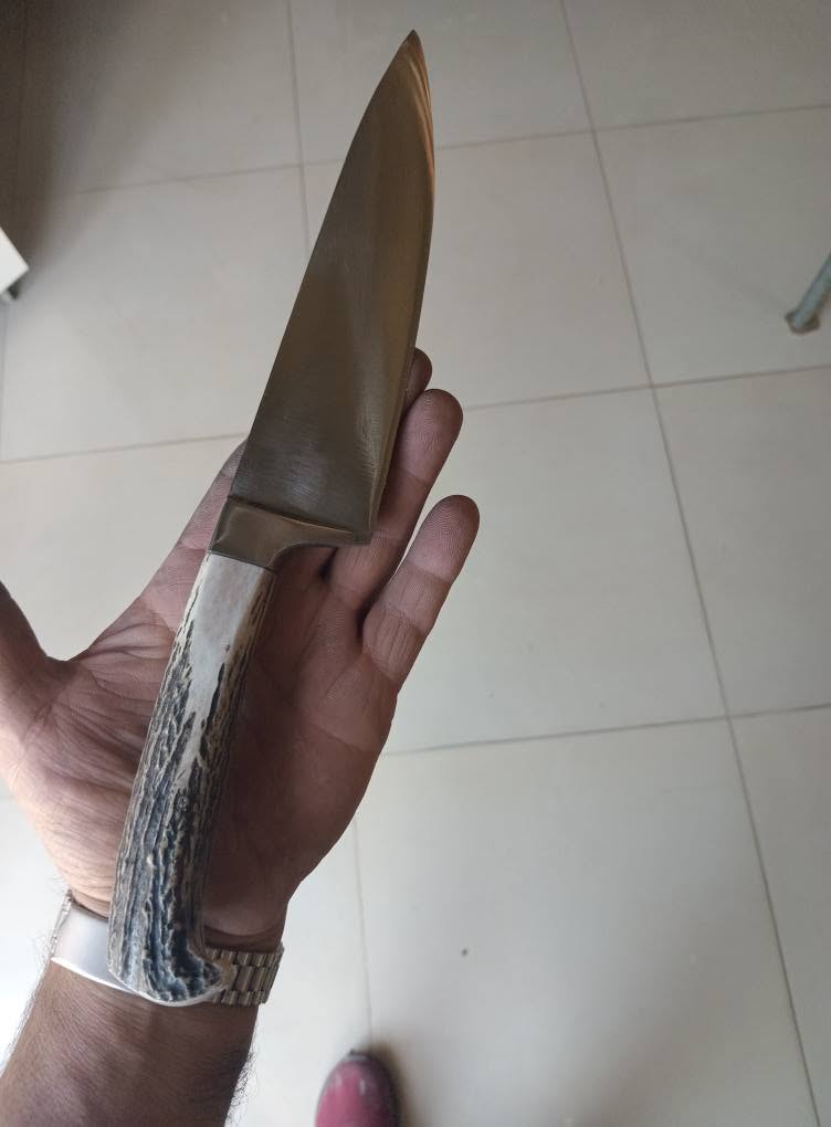   ROBERTO MANDRINI: “Está duro, pero el cuchillo sigue siendo un producto que sale mucho”