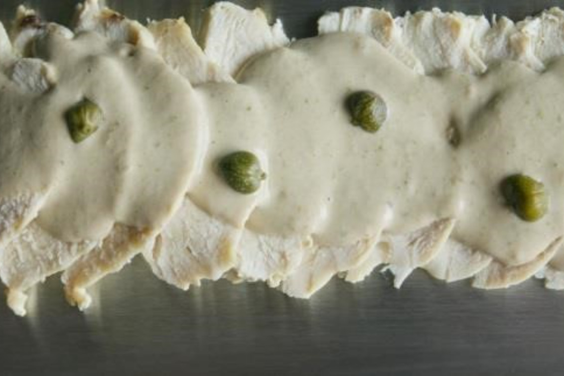 HOY APRENDEMOS A ELABORAR POLLO TONÉ   