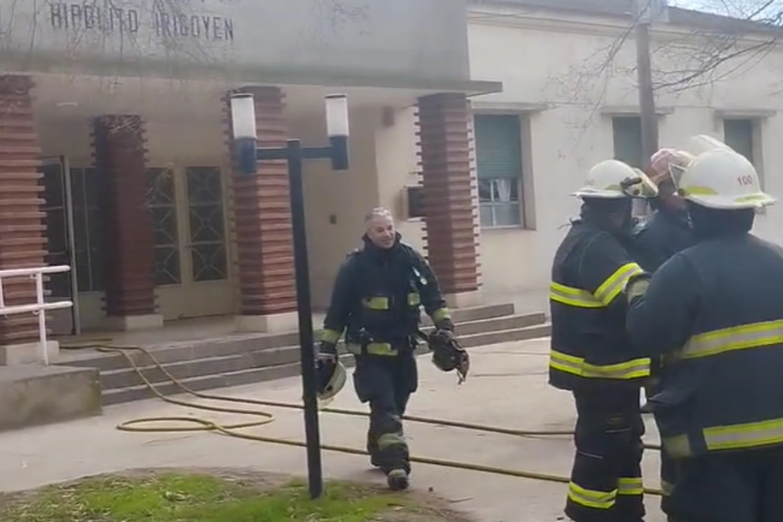  Escuela N° 7: Un desperfecto en la caldera generó la intervención de Bomberos