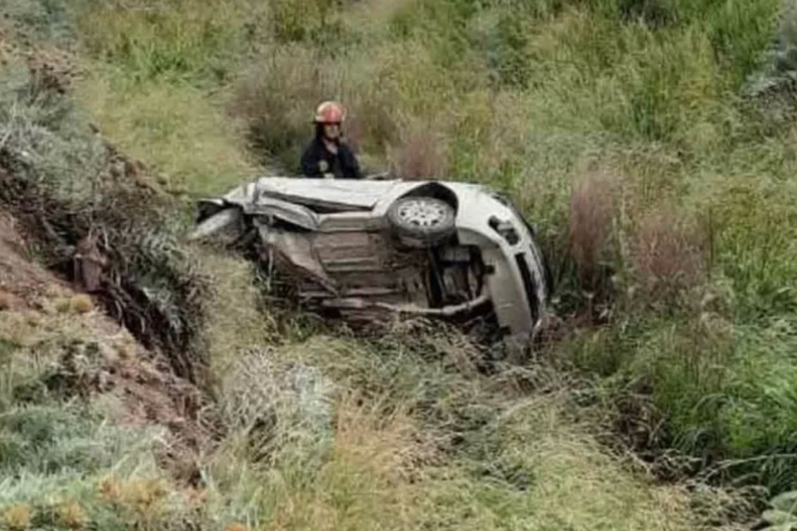  Tres Arroyos: Un hombre murió en un vuelco sobre la Ruta 72