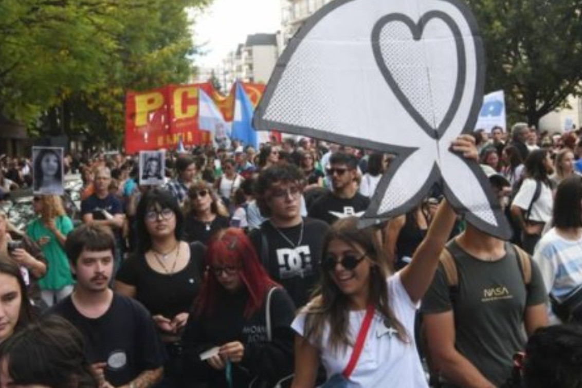 A 50 años del Golpe, miles de bahienses marcharon por el centro con pedidos de Memoria y Justicia