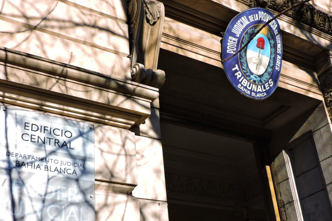  Condenan a un hombre a 12 años de prisión por abusar de una niña menor de edad en Bahía Blanca
