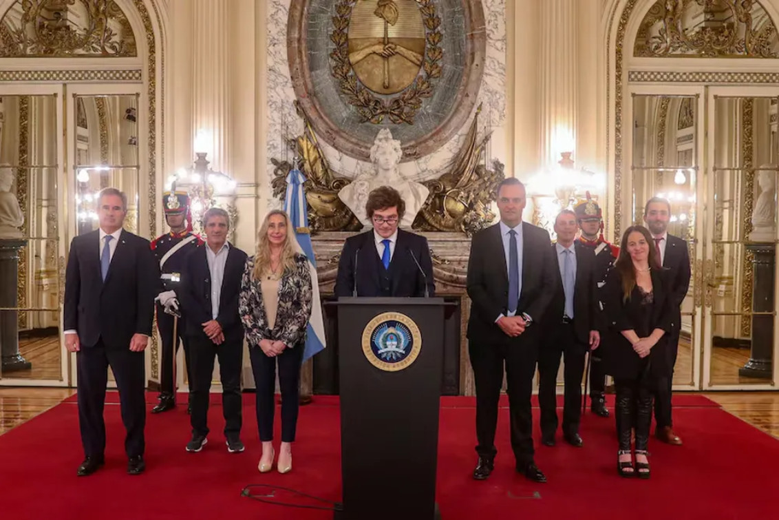 En cadena nacional, Milei calificó de histórico el fallo por YPF 