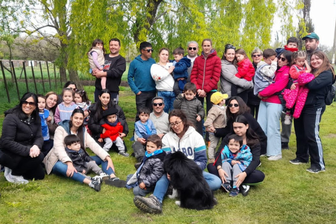  Alumnos del Jardín N° 910 visitaron la Escuela Agrotécnica y conocieron sus espacios productivos