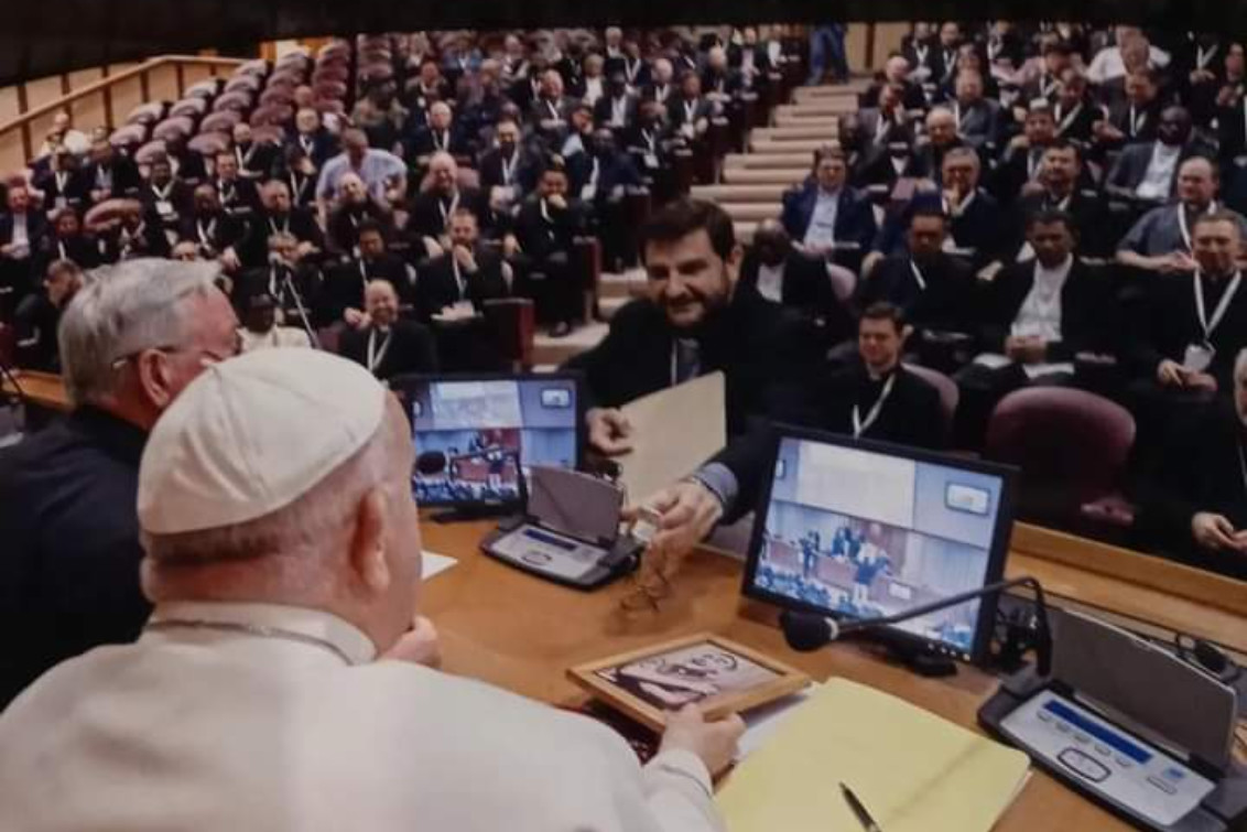  El Padre Pedro Fournau junto al Papa Francisco