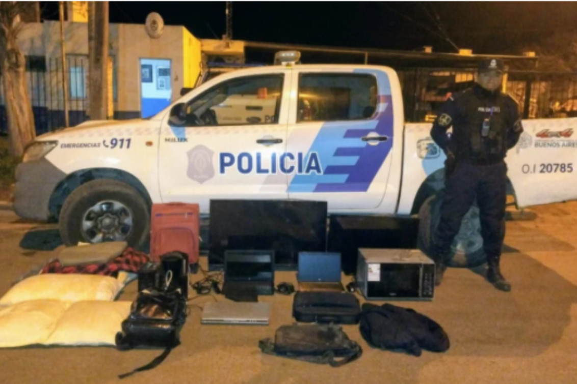 Asaltó a una anciana en Punta Alta, escapó en un auto robado que volcó y murió