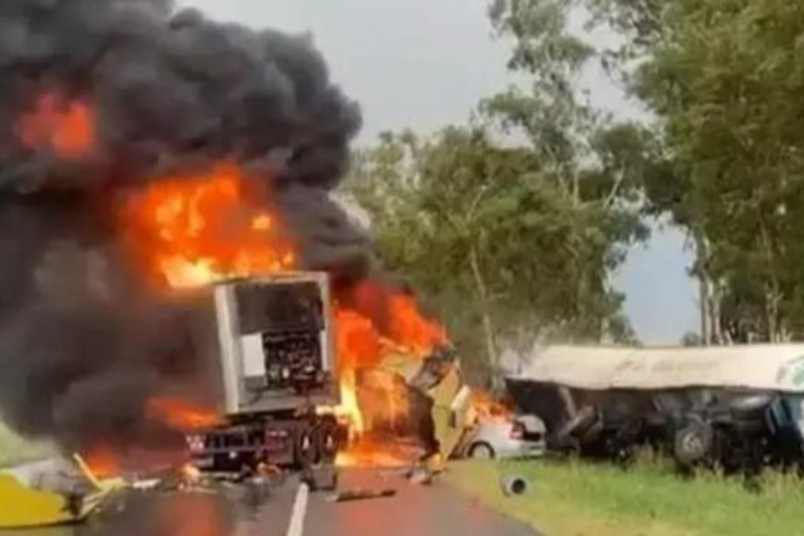  Accidente fatal en la Ruta Provincial 51: un hombre murió tras un choque frontal entre dos camiones