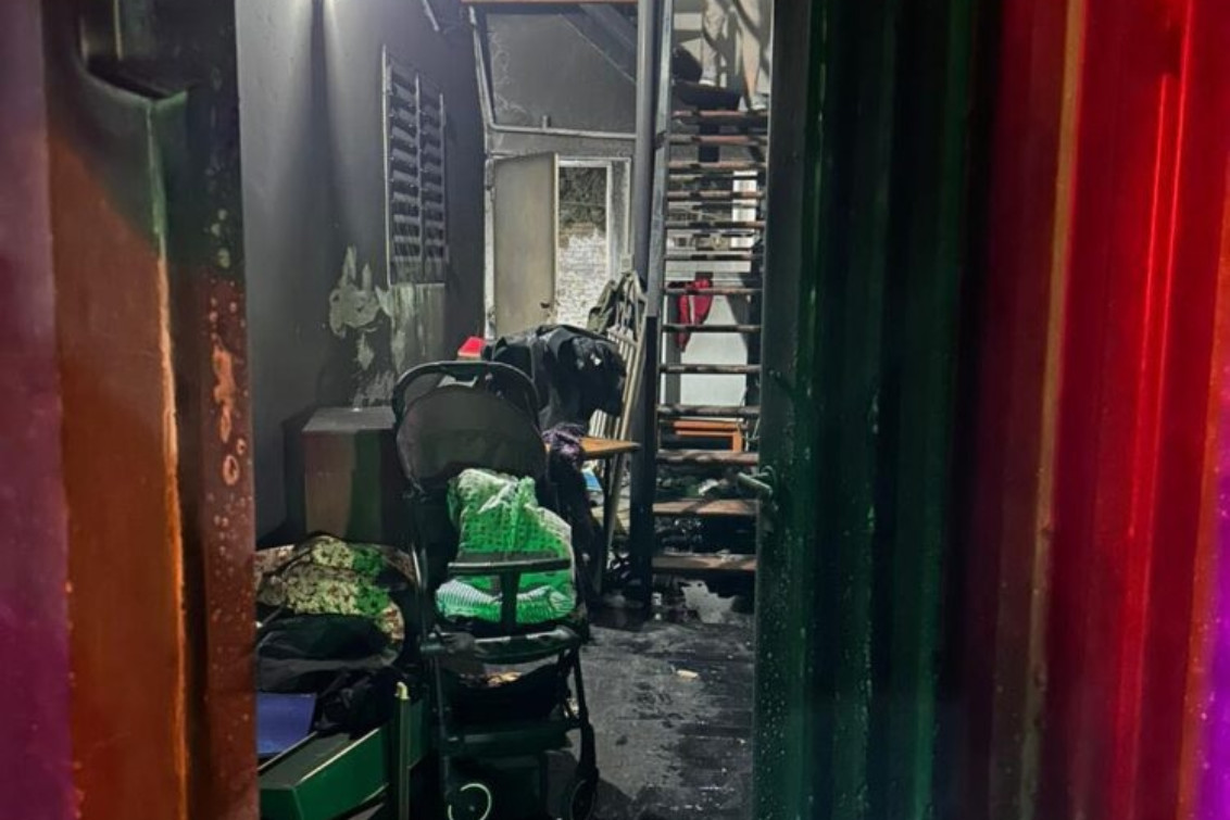 Arrojaron una bomba molotov en un domicilio de Bahía Blanca  