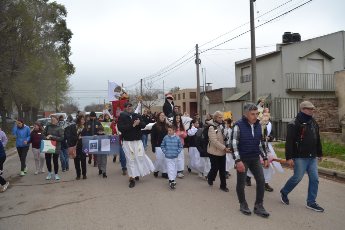  Santa Rosa de Lima reunió a la comunidad en una jornada de fe y celebración