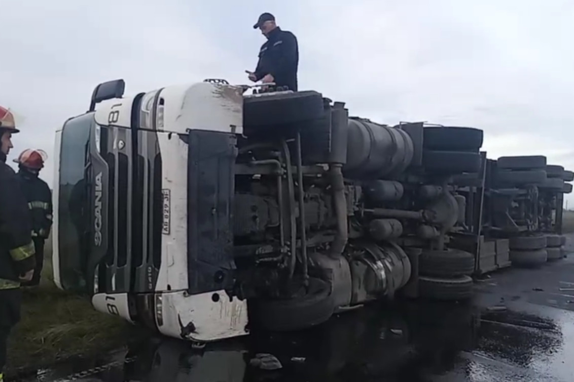  Otro vuelco de un camión en la Ruta N° 51, en dirección a Laprida