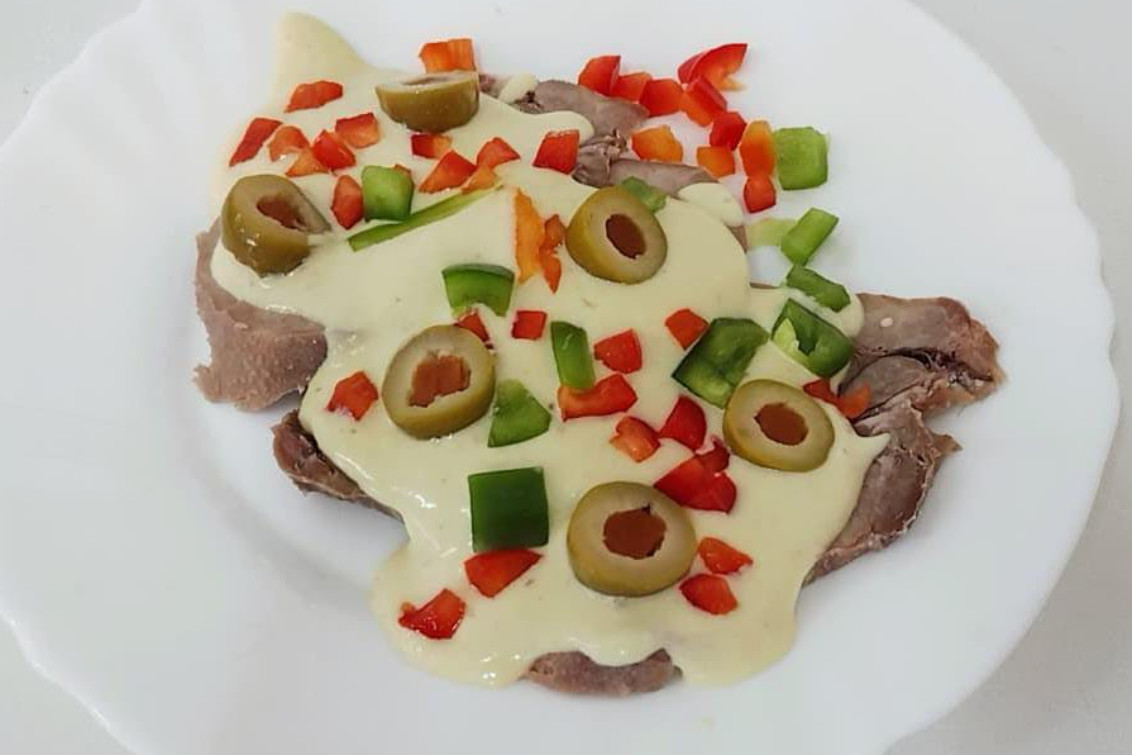 LENGUA A LA CREMA
