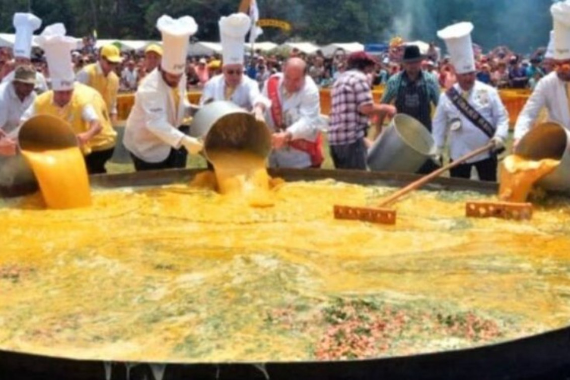 Romperán 20 mil huevos para la 26ª edición de la Fiesta de la Omelette 