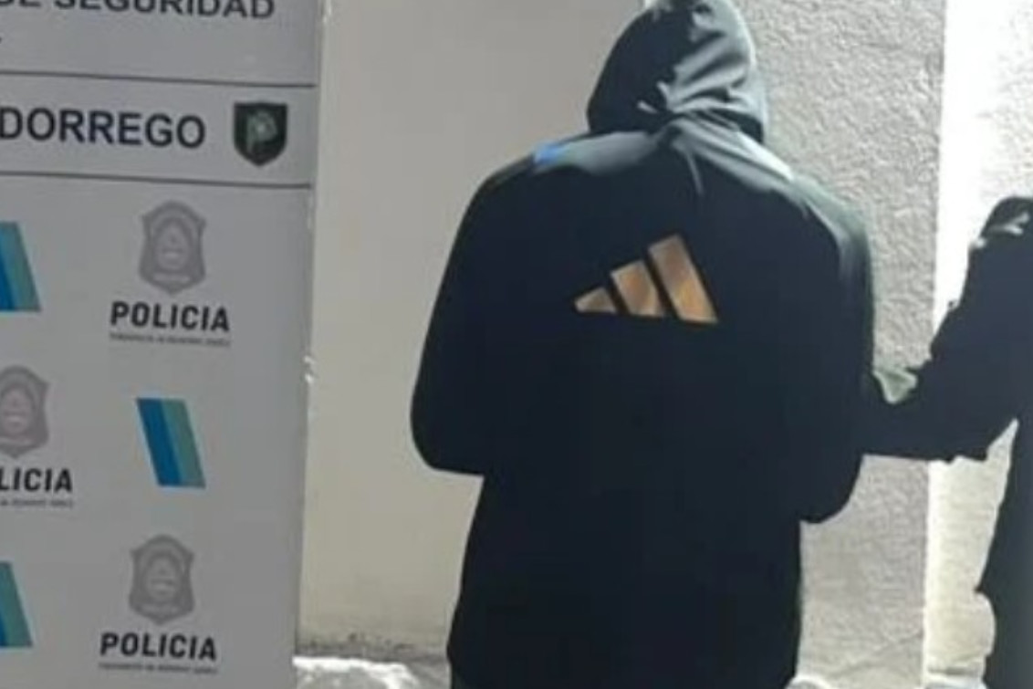 Huida, persecución y aprehensión en camino rural de Coronel Dorrego