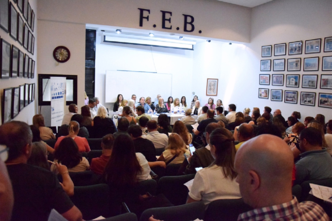 Docentes bonaerenses: la FEB aprobó la propuesta salarial del Gobierno provincial