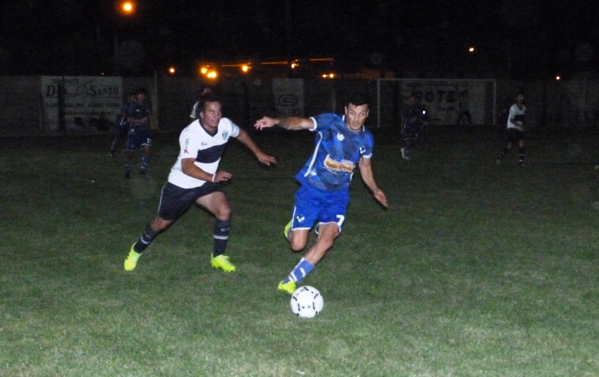 NOCHE DE FÚTBOL