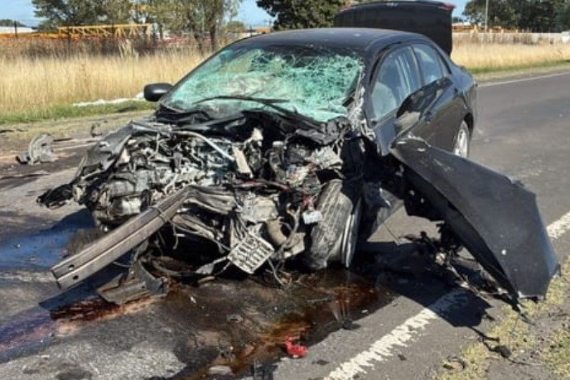 Violento choque en la ruta 226 deja 3 heridos