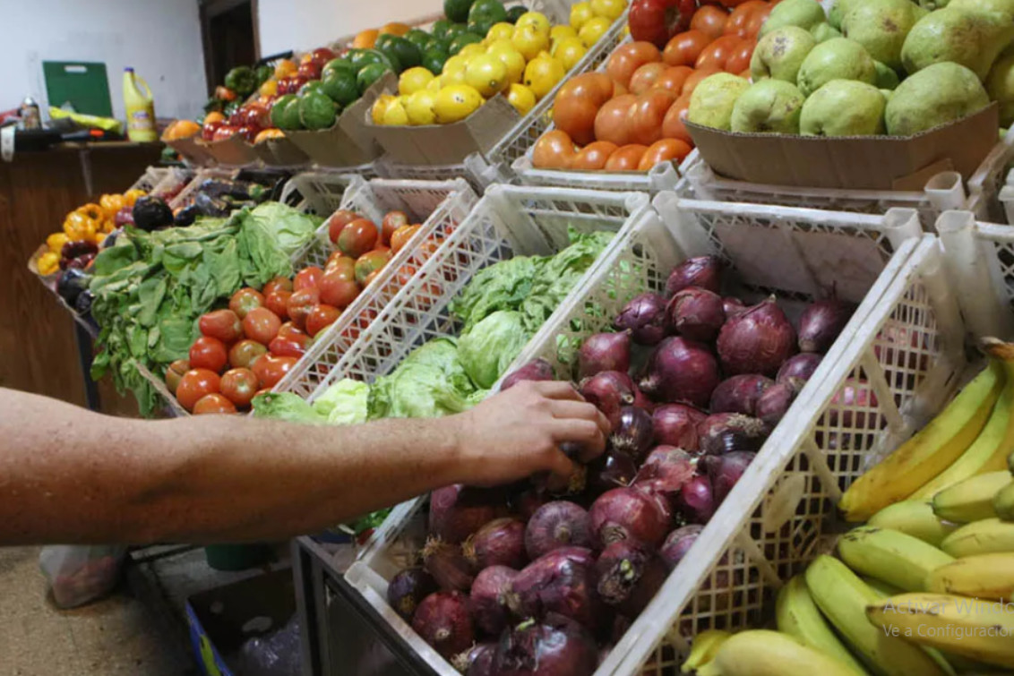 Las verduras subieron 43% en marzo y el tomate aumentó casi 100%