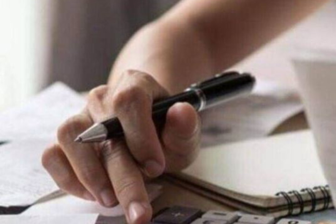  Los servicios públicos aumentaron tres veces más que la inflación en menos de dos años