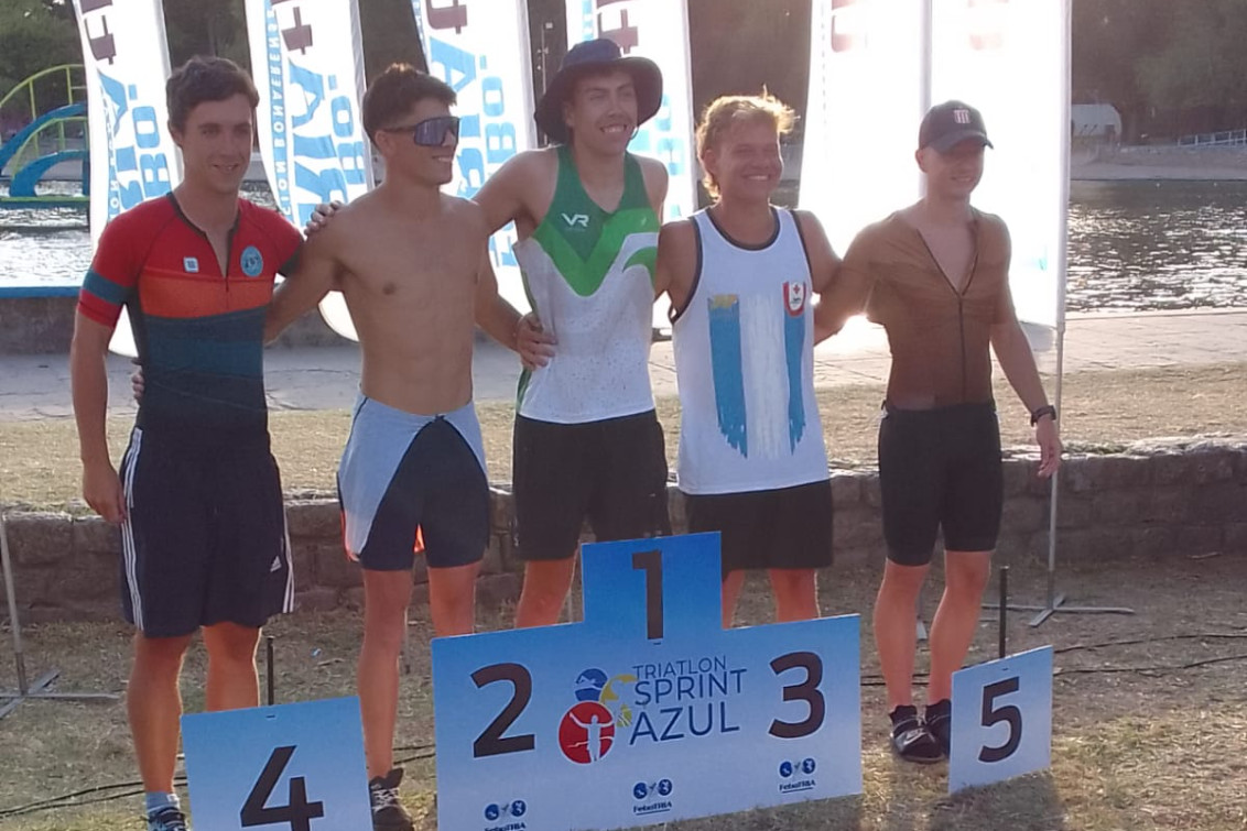 Lo dieron todo en Azul