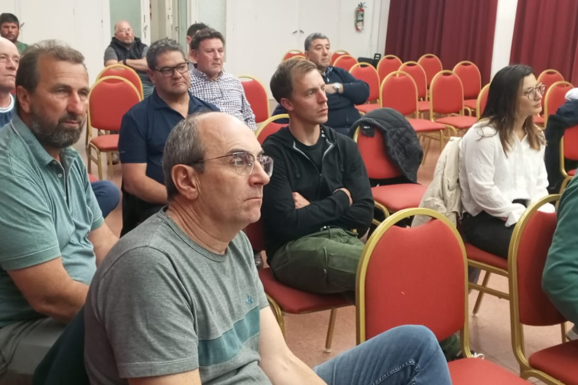  Charla sobre Hormigón reunió a profesionales y trabajadores del rubro 