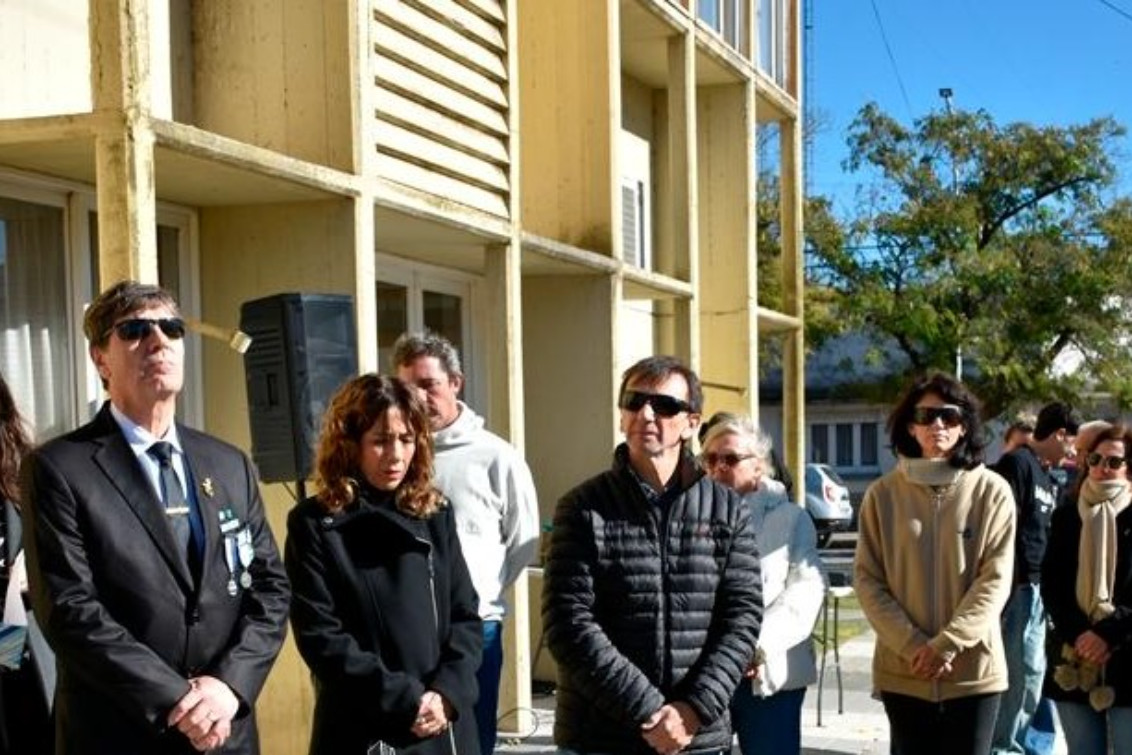 Coronel Pringles recordó a Aroldo Romano en un emotivo homenaje al ARA General Belgrano