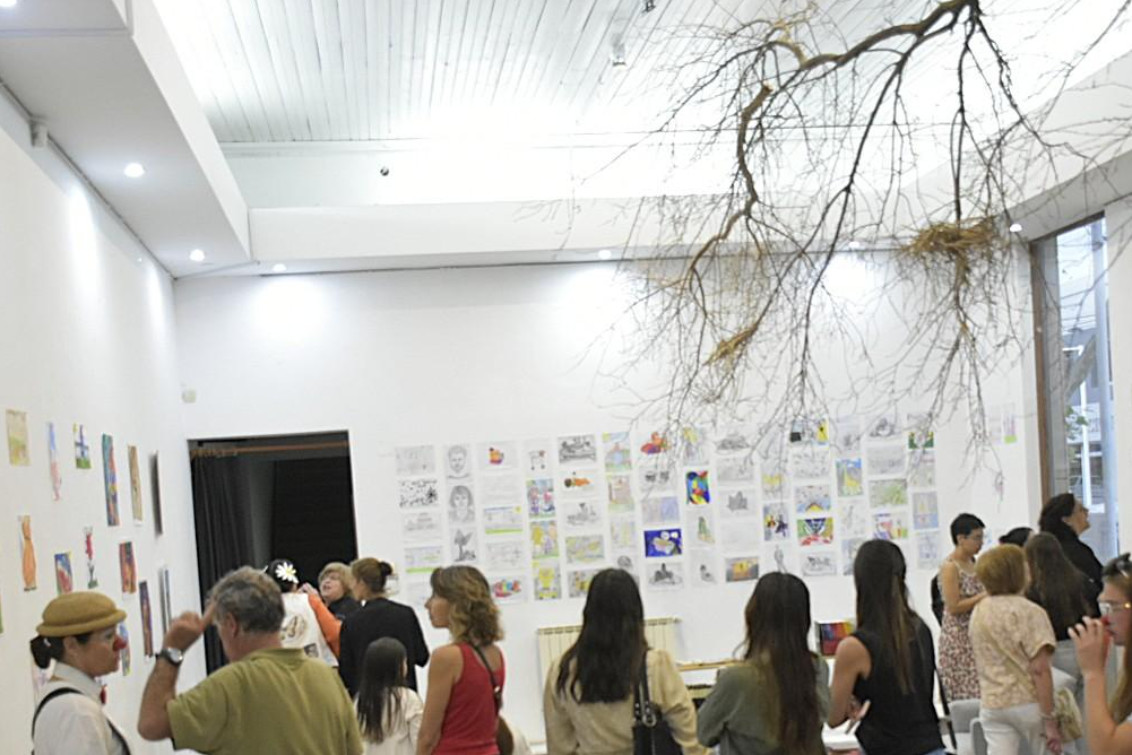 Cierre de Talleres Culturales 2025 en Casa del Bicentenario