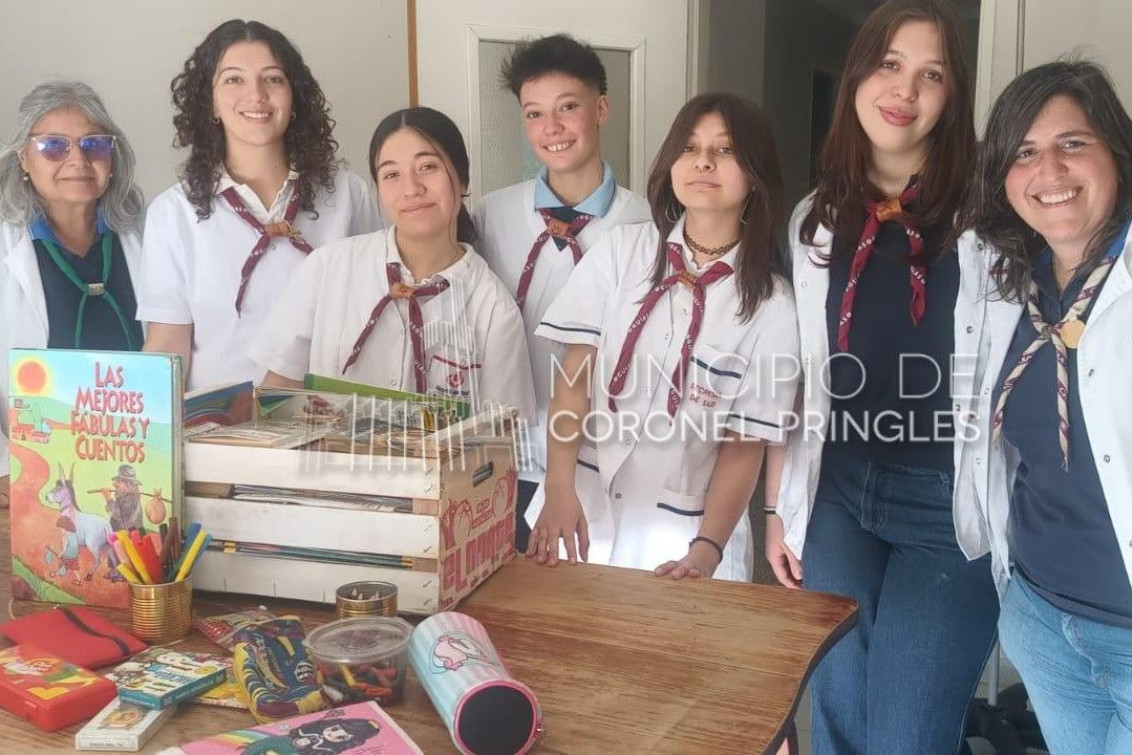 Donación a la biblioteca Móvil