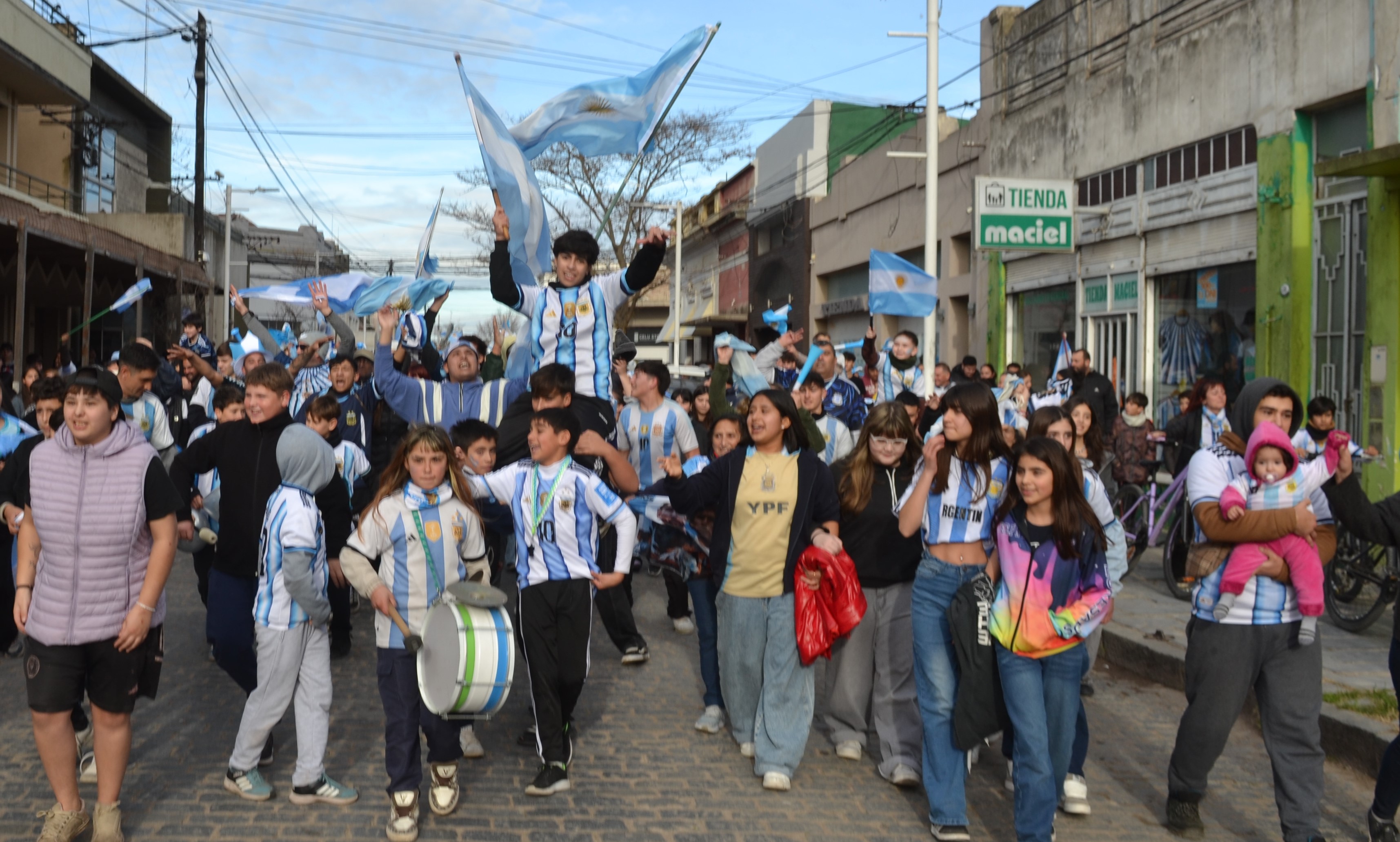  Faraónico triunfo de Argentina y pase a cuartos de final