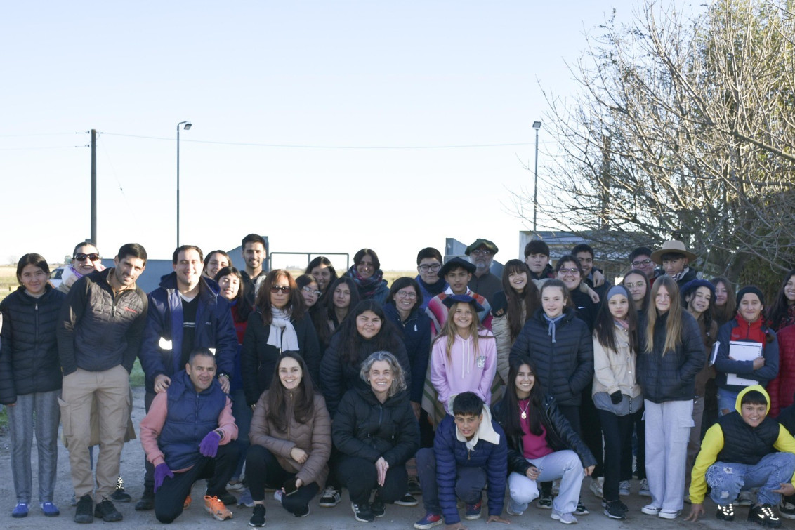 Alumnos del 1 y 2 año del CEPT N 3 visitaron la Planta de Tratamiento de Residuos Sólidos urbanos
