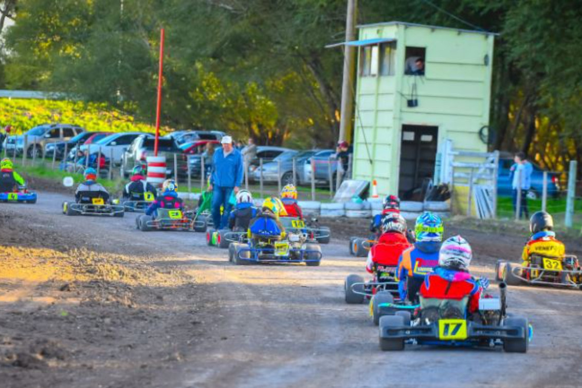 El karting vuelve a Pringles con una nueva fecha de ABK y gran convocatoria regional