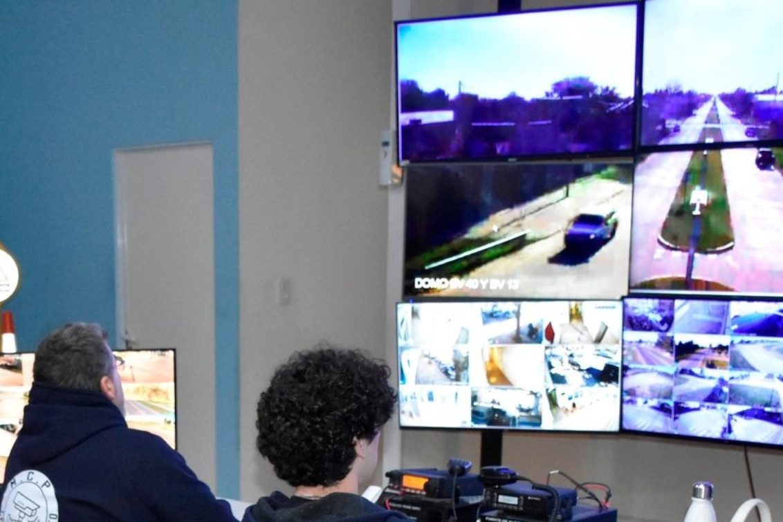“Hay algo más de 275 cámaras que están siendo monitoreadas en tiempo real, las 24 horas