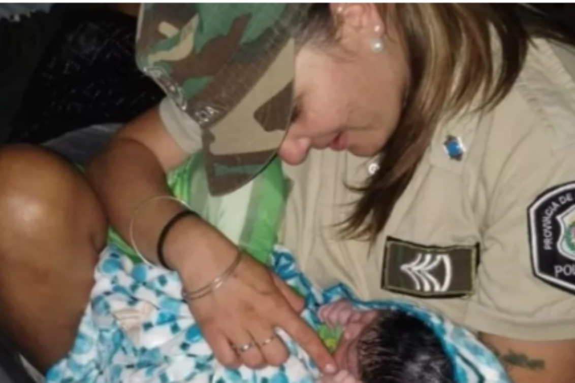 Dos mujeres policías de Punta Alta y Tres Arroyos asistieron un parto al costado de la ruta