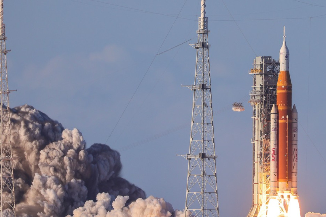   Artemis II: aplausos y lágrimas en el despegue de la misión para regresar a la Luna 