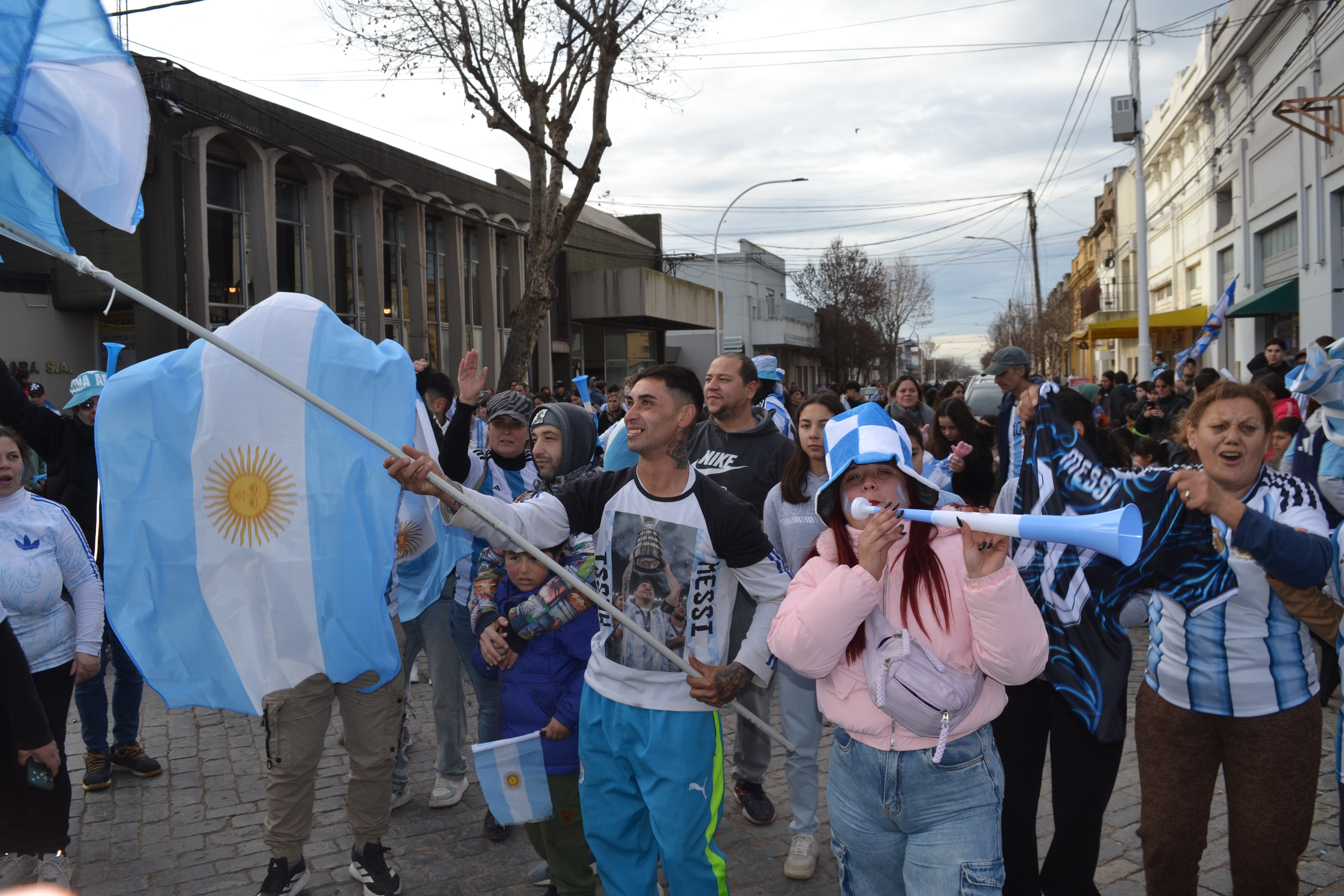  Faraónico triunfo de Argentina y pase a cuartos de final